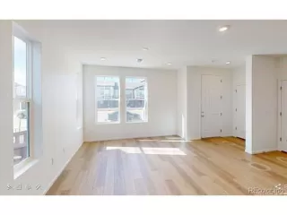 Photo #6: 5243067 Listing 