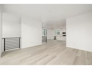 Photo #3: 5244158 Listing