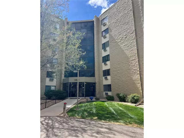 MLS: 5245743 Condo For Sale