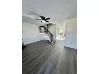 Photo #3: 5249389 Listing