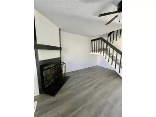 Photo #5: 5249389 Listing