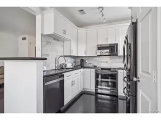 Photo #2: 5251112 Listing