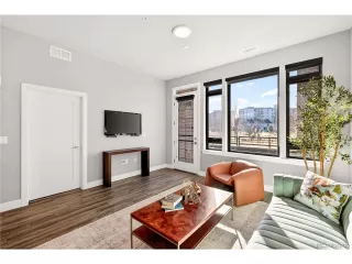 Photo #6: 5251591 Listing 