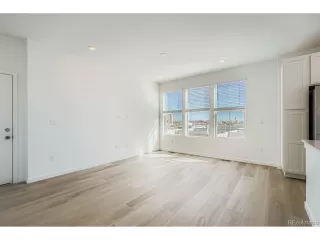 Photo #4: 5252577 Listing 