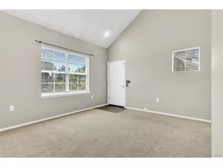 Photo #3: 5261563 Listing
