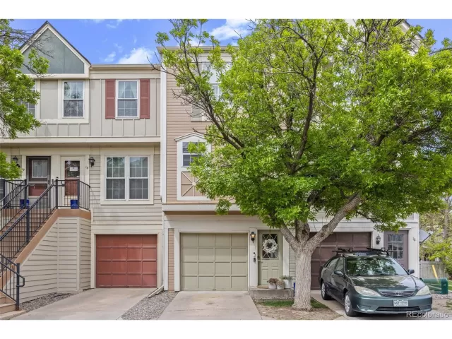 MLS: 5262016 Condo For Sale