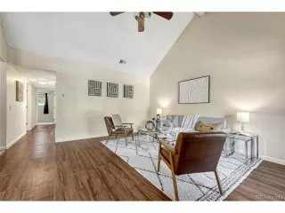Photo #6: 5262470 Listing 