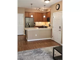 Photo #3: 5264190 Listing