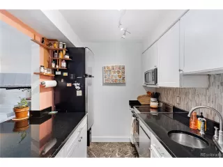 Photo #6: 5266265 Listing