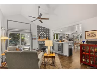 Photo #2: 5267921 Listing