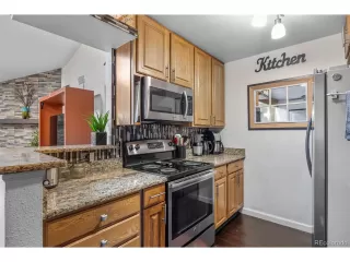 Photo #6: 5270208 Listing 