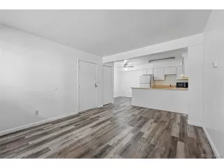 Photo #4: 5270256 Listing 