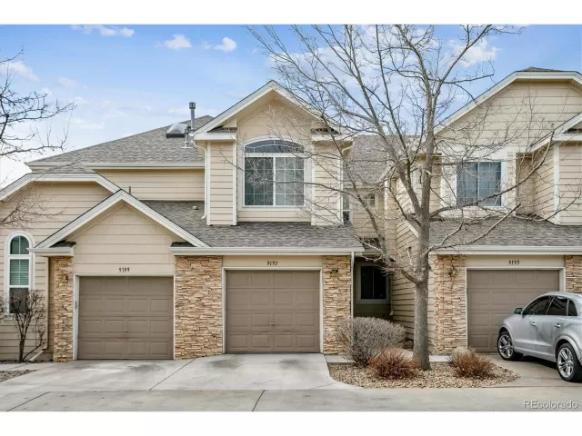 MLS: 5270555 Condo For Sale