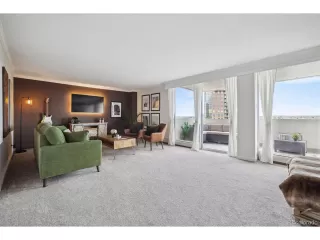 Photo #4: 5274607 Listing