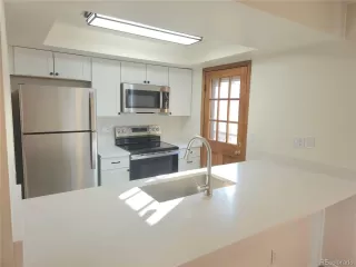 Photo #4: 5277062 Listing