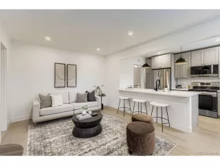 Photo #4: 5277470 Listing