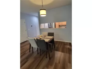 Photo #6: 5283510 Listing