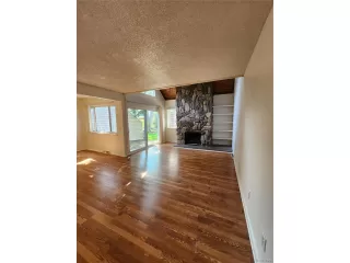 Photo #4: 5285219 Listing 