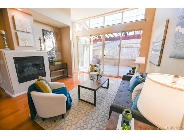 MLS: 5285828 Condo For Sale