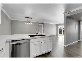 Photo #4: 5286507 Listing 