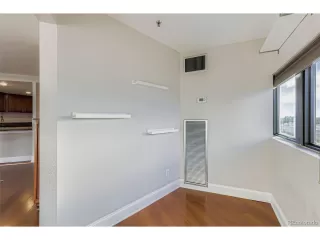 Photo #5: 5286901 Listing