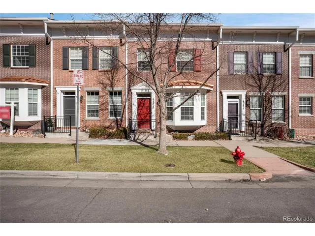 MLS: 5287502 Condo For Sale