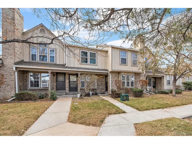 MLS: 5290681 Condo For Sale