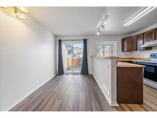 Photo #4: 5290681 Listing