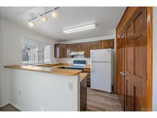 Photo #6: 5290681 Listing