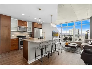 Photo #6: 5292459 Listing 