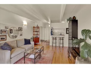 Photo #4: 5292715 Listing