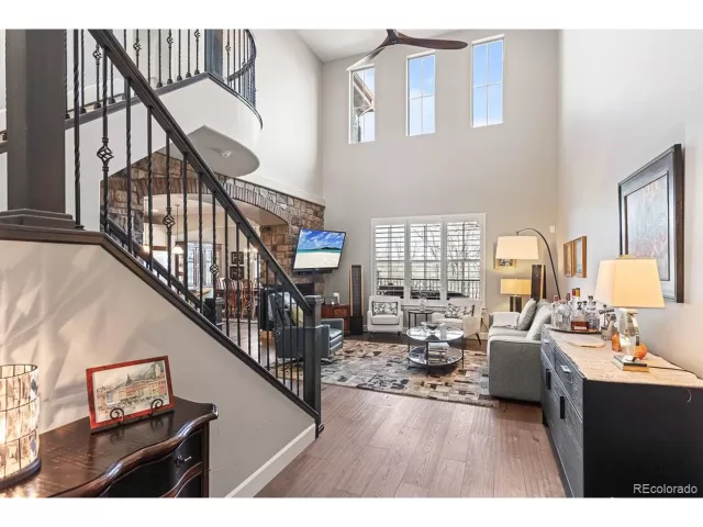 MLS: 5293395 Condo For Sale