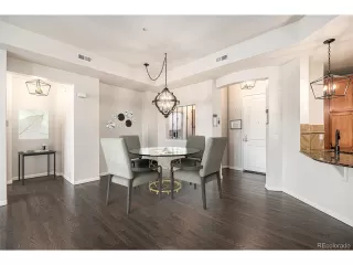 Photo #4: 5297210 Listing