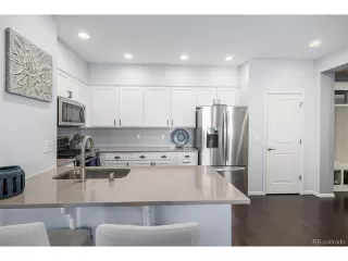 Photo #6: 5298397 Listing