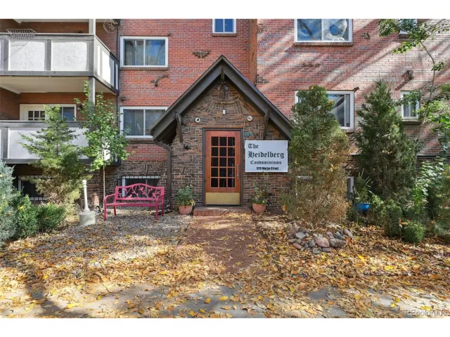 MLS: 5299988 Condo For Sale