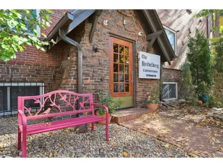 Photo #3: 5299988 Listing