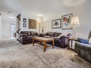 Photo #2: 5301796 Listing