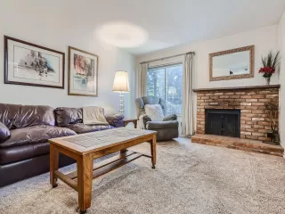 Photo #3: 5301796 Listing