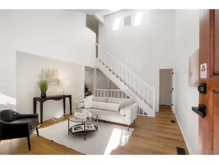 Photo #4: 5302005 Listing