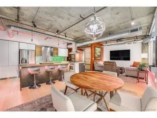 Photo #2: 5302840 Listing 