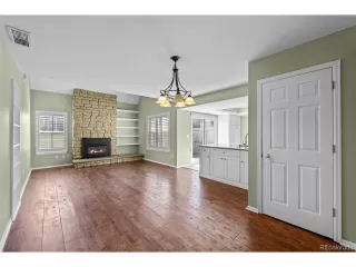 Photo #6: 5303589 Listing