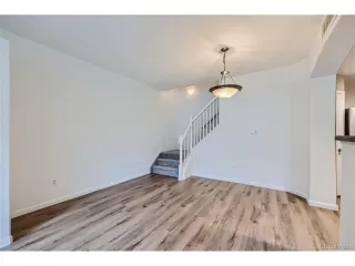 Photo #6: 5303939 Listing 