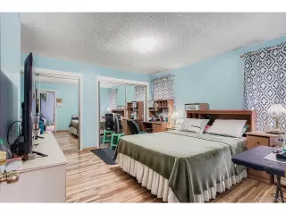 Photo #5: 5304301 Listing