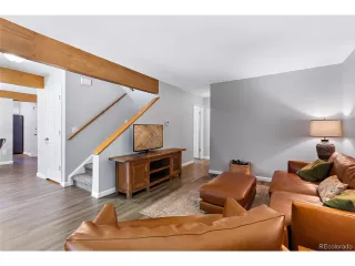 Photo #3: 5305786 Listing