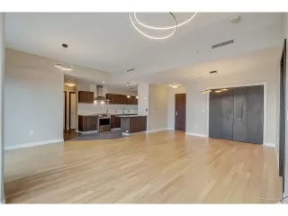 Photo #2: 5308095 Listing 