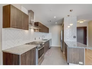 Photo #5: 5308095 Listing 