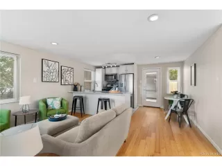 Photo #3: 5310063 Listing