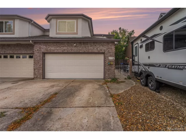 MLS: 5311895 Condo For Sale