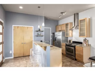 Photo #2: 5314773 Listing 