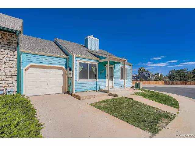 MLS: 5316360 Condo For Sale